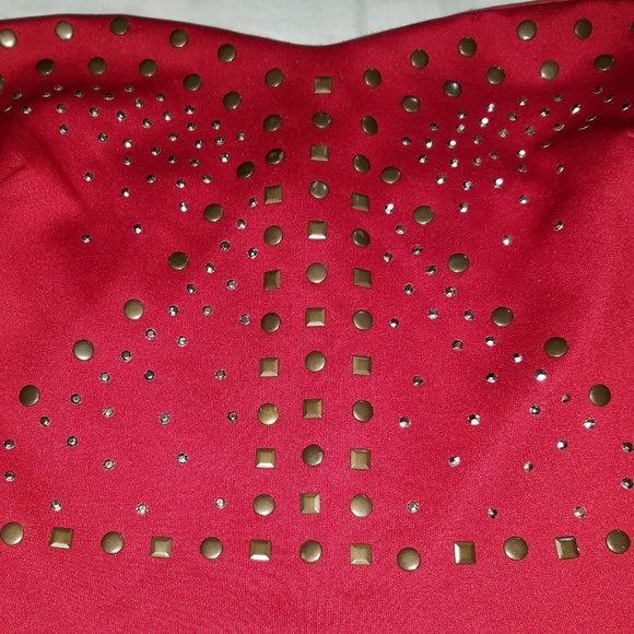 Red strapless top - Picture 4 of 4